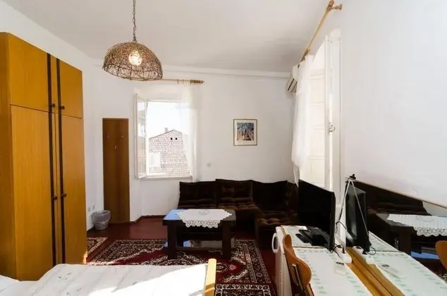 Tek Büyük Yataklı Oda (Comfort Double Room with Patio)