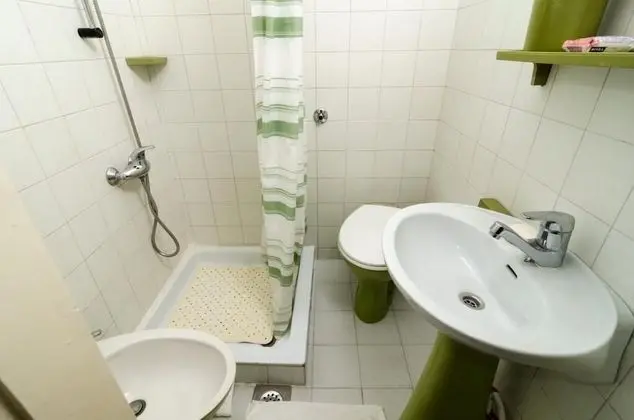 Tek Büyük Yataklı Oda (Double Room with Patio)