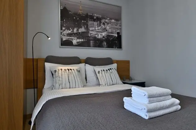 Design Tek Büyük Yataklı Oda