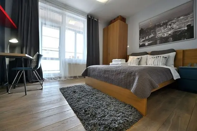 Design Tek Büyük Yataklı Oda