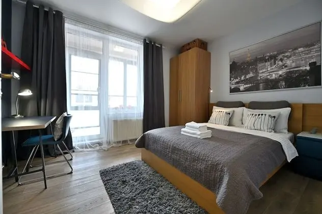 Design Tek Büyük Yataklı Oda