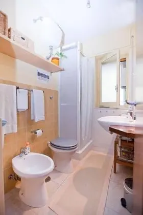 Standard Tek Büyük Yataklı Oda, Ortak Banyo