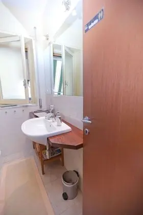 Standard Tek Kişilik Oda, Ortak Banyo