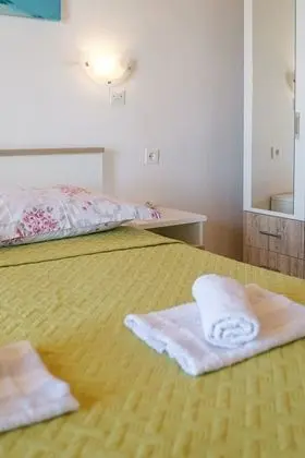 Tek Büyük Yataklı Oda (Double Room with Terrace and Sea View)