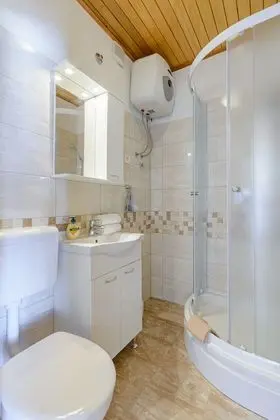 Tek Büyük Yataklı Oda (Double Room with Terrace and Sea View)