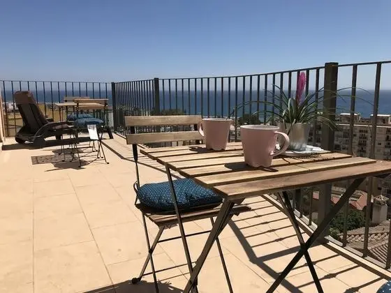Panoramic Tek Büyük Yataklı Oda, Ortak Banyo