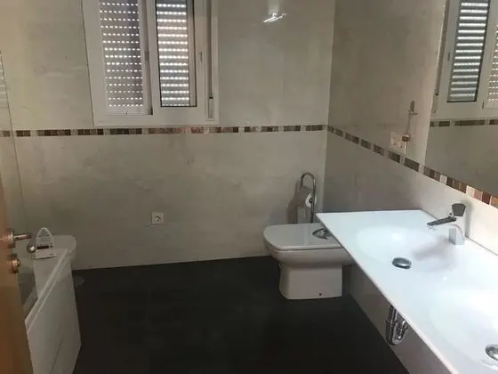 Panoramic Tek Büyük Yataklı Oda, Ortak Banyo