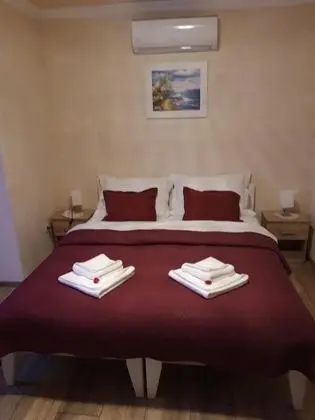 Üç Kişilik Oda