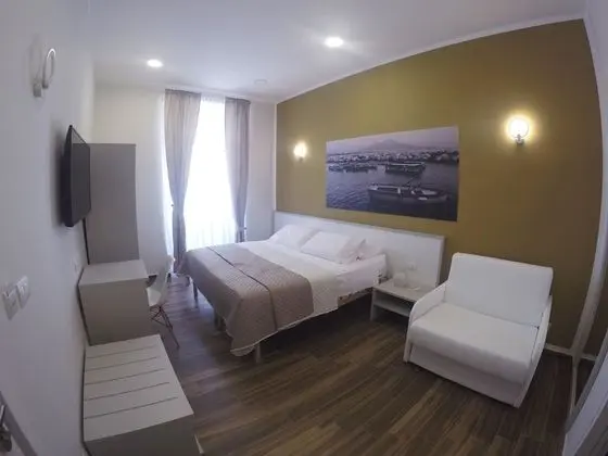 Deluxe Tek Büyük Yataklı Oda