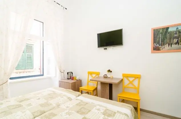 İki Ayrı Yataklı Oda, Şehir Manzaralı