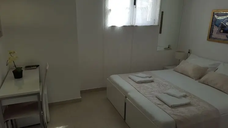 Economy Tek Büyük veya İki Ayrı Yataklı Oda