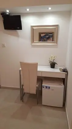 Economy Tek Büyük veya İki Ayrı Yataklı Oda