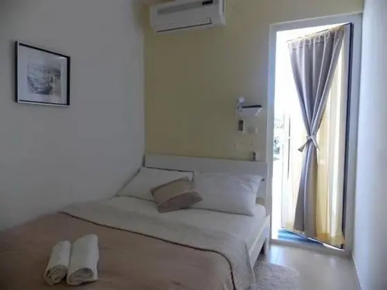 Tek Büyük Yataklı Oda, Balkon