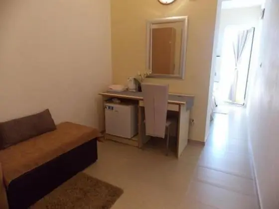 Tek Büyük Yataklı Oda, Balkon