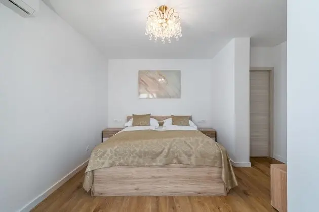 Basic Tek Büyük Yataklı Oda, 1 En Büyük (King) Boy Yatak, Deniz Manzaralı