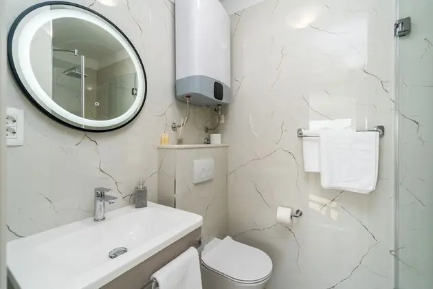 Basic Tek Büyük Yataklı Oda, 1 En Büyük (King) Boy Yatak, Deniz Manzaralı