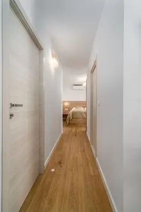 Comfort Tek Büyük Yataklı Oda, 1 En Büyük (King) Boy Yatak ve Çekyat, Dağ Manzaralı