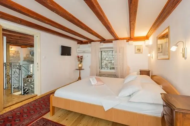 Comfort Tek Büyük Yataklı Oda, Sigara İçilmez, Banyolu/Duşlu