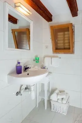 Comfort Tek Büyük Yataklı Oda, Sigara İçilmez, Banyolu/Duşlu