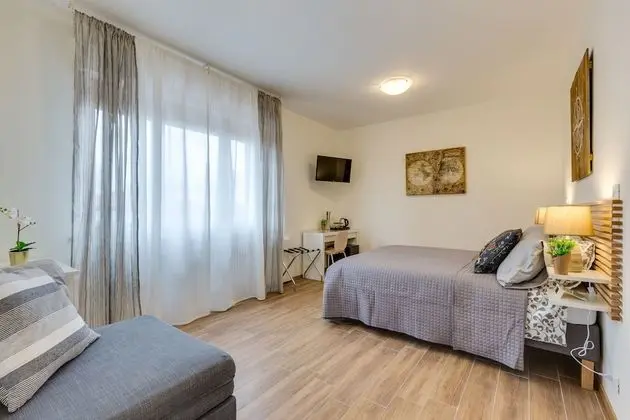 Comfort Tek Büyük Yataklı Oda