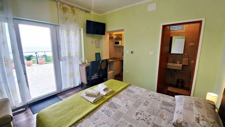 Stüdyo (with extra bed)