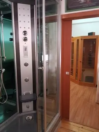 Luxury Tek Büyük Yataklı Oda