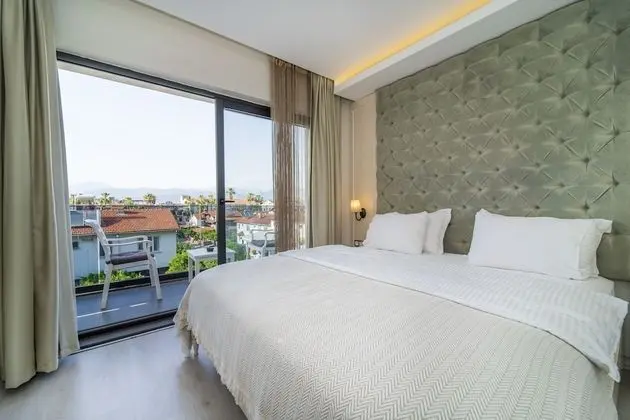 Deluxe Dört Kişilik Oda