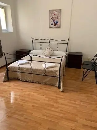 Economy Tek Büyük Yataklı Oda, Ortak Banyo
