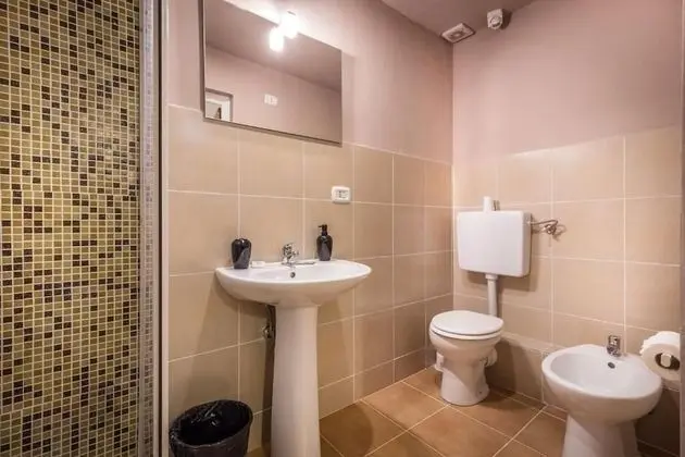 Üç Kişilik Oda, Özel Banyo