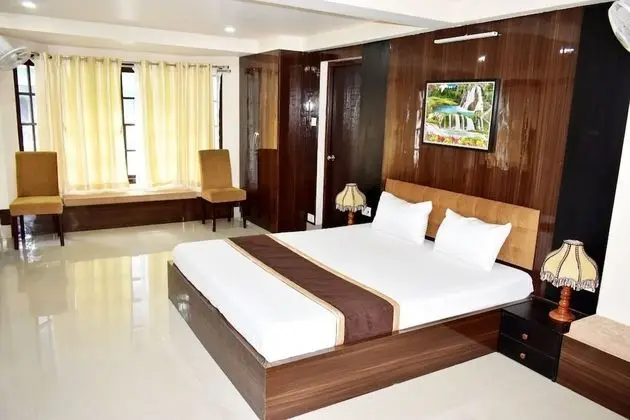 Luxury Oda
