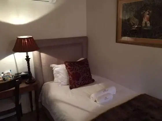 Petite Single Room