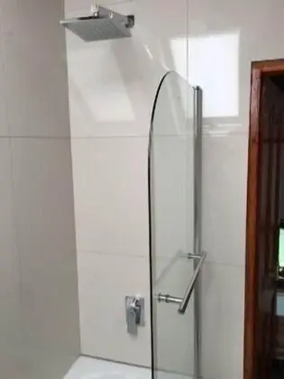 Petite Single Room