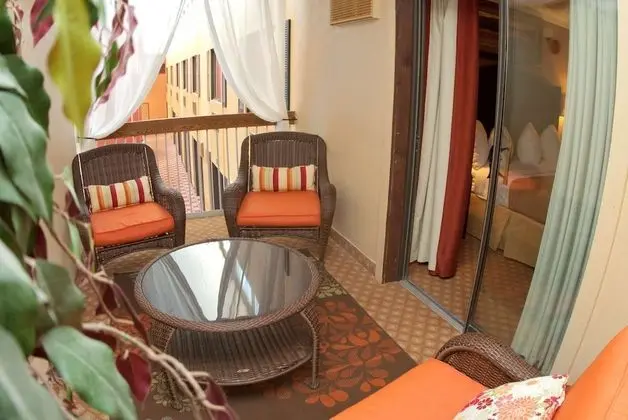 Süit, 1 En Büyük (King) Boy Yatak, Sigara İçilmez, Balkon