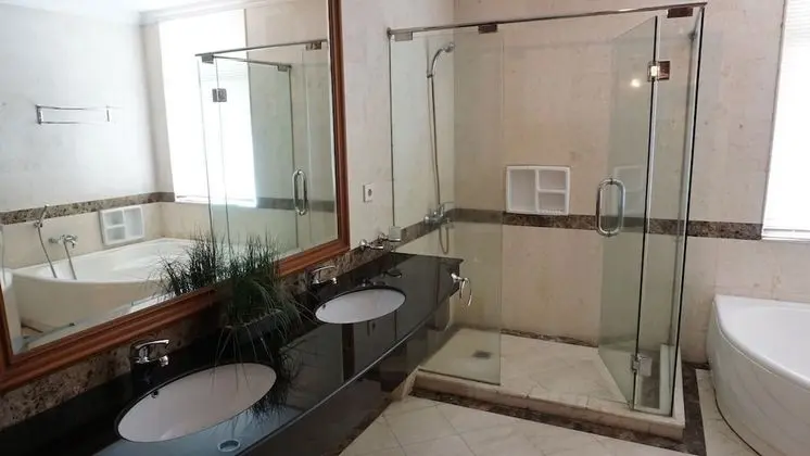 Deluxe Tek Büyük veya İki Ayrı Yataklı Oda
