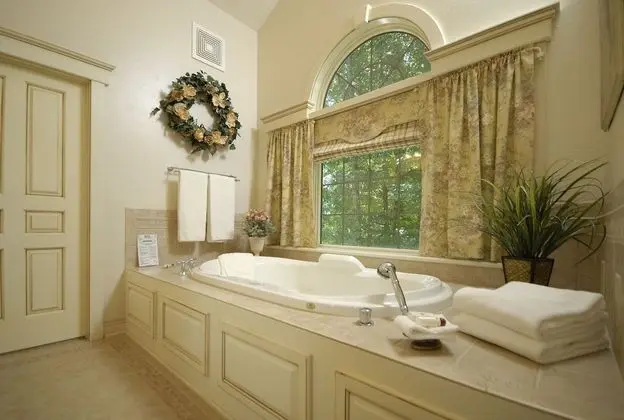 Luxury Süit, 1 En Büyük (King) Boy Yatak (The Bella Suite)