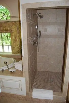 Luxury Süit, 1 En Büyük (King) Boy Yatak (The Bella Suite)
