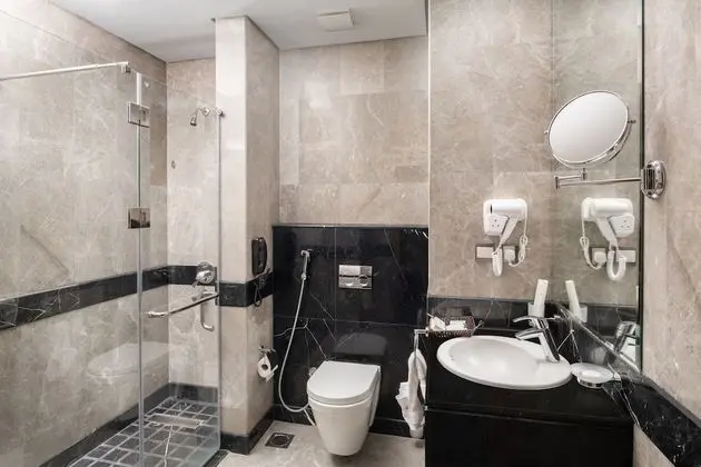 Deluxe Tek Büyük veya İki Ayrı Yataklı Oda