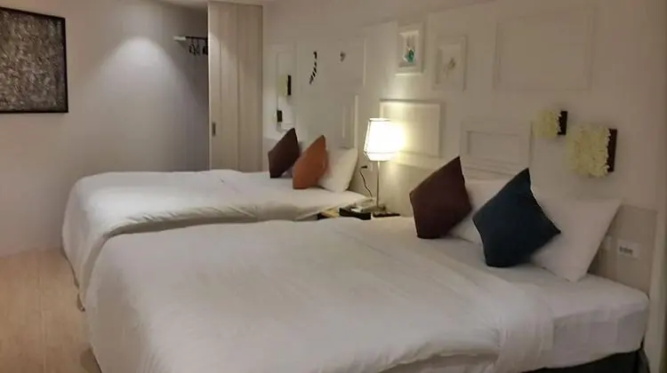 Deluxe Dört Kişilik Oda