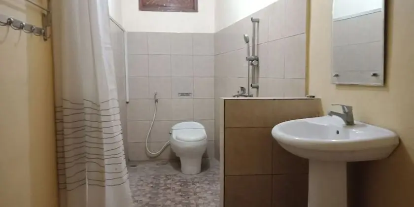 Basic Tek Büyük Yataklı Oda