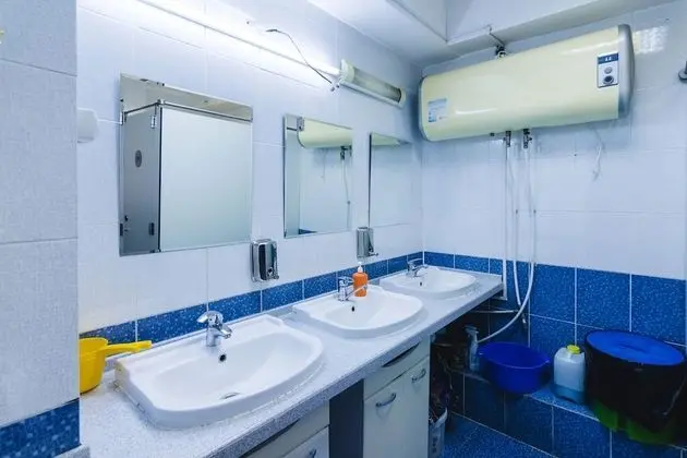 Ortak Ranzalı Oda, Karma Ranzalı Oda (8 beds)