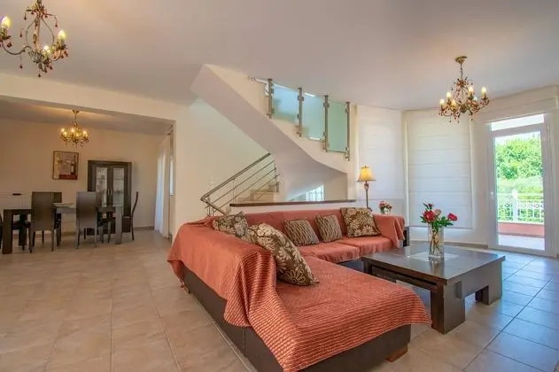 Villa, 5 Yatak Odası, Kişiye Özel Havuzlu