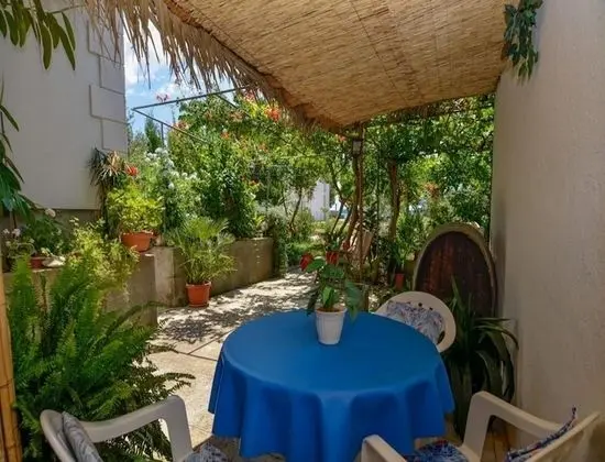 Apart Daire (Rosa - 30m from beach - A1(2))
