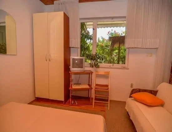 Stüdyo (Rosa - 30m from beach - SA2(2))