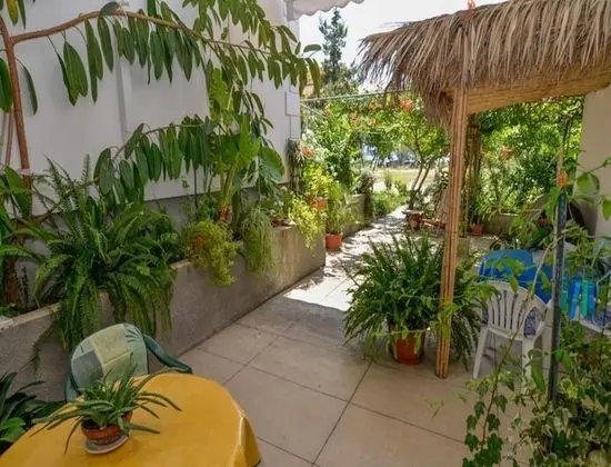Stüdyo (Rosa - 30m from beach - SA2(2))