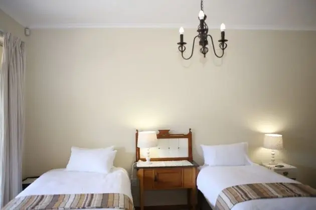 Comfort Tek Büyük Yataklı Oda