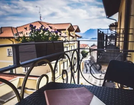 Süit, Göl Manzaralı