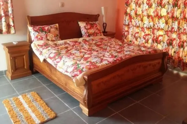 Tek Büyük Yataklı Oda, 1 Büyük (Queen) Boy Yatak, Sigara İçilmez