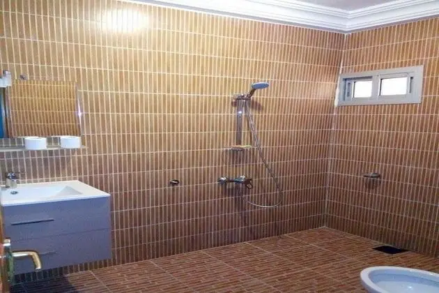 Tek Büyük Yataklı Oda, 1 Büyük (Queen) Boy Yatak, Sigara İçilmez