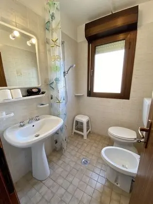 Standard Tek Büyük veya İki Ayrı Yataklı Oda