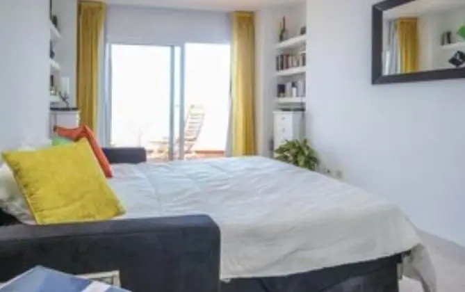 Classic Stüdyo, Engellilere Uygun, Deniz Manzaralı